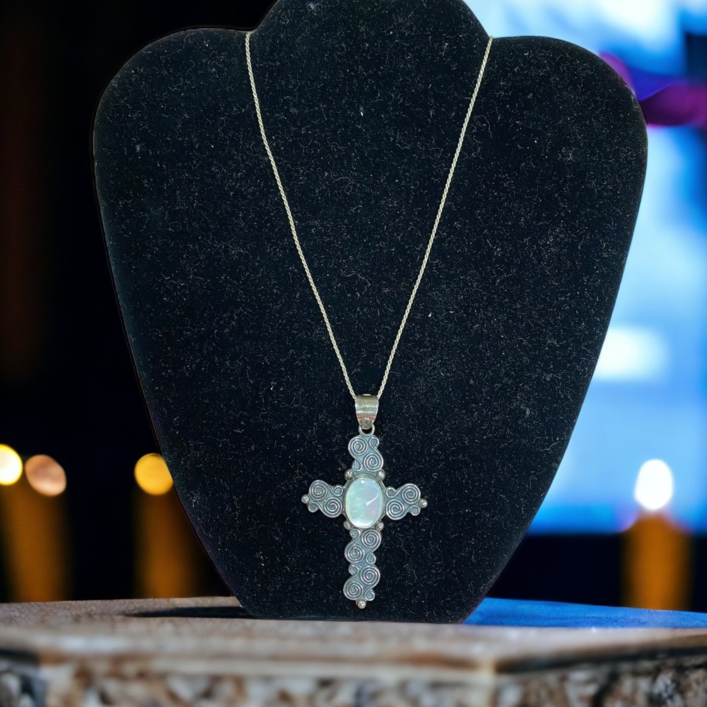 Mark Wasserman Samara MWS 925 Mexico Sterling Silver Cross Moonstone Necklace